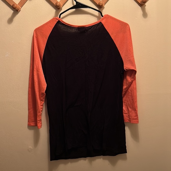 Graphic Baseball Tee - Picture 4 of 4